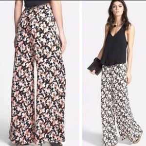 Beach Chic Floral Palazzo Pant w/ Pockets
